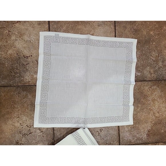 TAHARI HOME NAPKINS (8) WHITE SILVER BORDER  20 X 20 100% COTTON - Picture 1 of 7